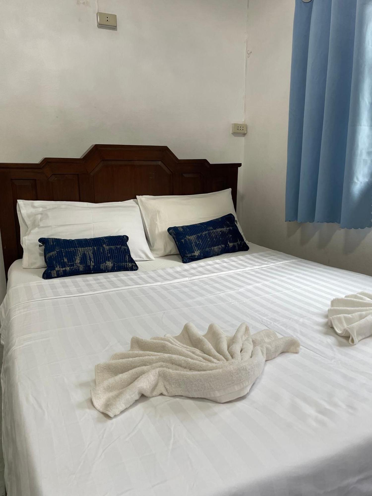 Sunrise Beach Villa Surat Thani Oda fotoğraf